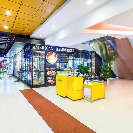 Ibis Budget Jakarta Cikini מראה חיצוני תמונה